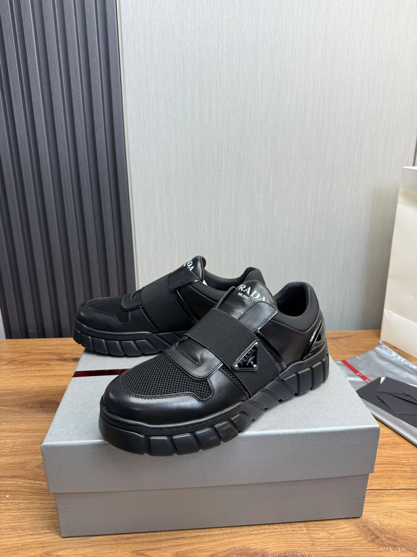 Men's shoes 560💰 [PRADA] Popular items in men's shoe counters, synchronized with the official website, 1 high-quality shipment ✔️Original cowhide + cowhide lining, 1🆚1 replica, original sole, 38-45 (45 customized, non-refundable)